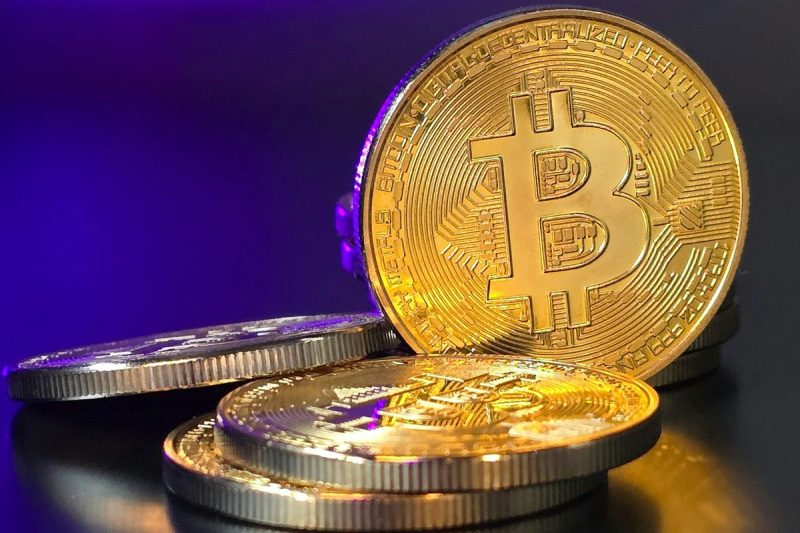 <strong><em></em>Here’s a quick recap of the crypto landscape for Wednesday (September 17) as of 9:00 p.m. UTC. </strong>
Get the latest insights on Bitcoin, Ethereum and altcoins, along with a round-up of key cryptocurrency market news.
                            Bitcoin and Ethereum price update                                
<strong>Bitcoin (BTC) </strong>was priced at US$115,680, a one percent decrease in 24 hours. Its lowest valuation of the day was US$114,940, and its highest was US$116,225. 
<em>Bitcoin price performance, September 17, 2025.</em>
<em>Chart via TradingView.</em>
The crypto markets showed immediate volatility following today’s US Federal Reserve interest rate decision, which was a widely anticipated 25 basis points, lowering the target range to 4 to 4.25 percent.
Bitcoin initially rose slightly above US$116,000, but then dropped below US$115,000 as traders digested Fed Chair Jerome Powell’s remarks. He noted that inflation risks are currently tilted to the upside, while employment risks are to the downside, posing a challenging situation for policy balance. 
<strong>Ether (ETH)</strong> hovered near US$4,500, showing some cautious optimism against the macro backdrop. It was priced at US$4,519.07 at the closing bell, its highest valuation of the day and an increase of 0.6 percent over the past 24 hours. Its lowest valuation on Wednesday was US$4440. 
                            Crypto derivatives analytics and market indicators                                
Total BTC Futures Open Interest was at 727.55K BTC, equivalent to US$84.19 billion, up by 1.15 percent over four hours and 0.04 percent over 24 hours. The perpetual funding rate for BTC was at 0.0057 percent, while the ETH funding rate stood at 0.0041 percent, indicating bullish market sentiment.
Liquidations reached US$143.67 million over the past four hours, with long positions representing the majority, signaling strong selling pressure that could push prices down. <em><em></em></em>
BTC dominance stands at 55.8 percent. 
                            ETF data                                 
Institutional Bitcoin demand is now outpacing new issuance. Bitwise data shows that US spot Bitcoin exchange-traded fund (ETF) inflows far exceed new Bitcoin supply. Monday’s (September 15) Bitcoin ETF inflows were about US$260 million versus ETH’s US$360 million, followed by an uptick to US$292 million on Tuesday (September 16). 
This seven day inflow streak (US$2.9 billion) is the largest since July, pushing total Bitcoin ETF assets to US$151.7 billion, or around 6.6 percent of Bitcoin’s market cap. Data shows  that 97 percent of this surge came from US spot funds, pushing their combined holdings to a record 1.32 million BTC. 
                            Fear and Greed Index snapshot                                
Sentiment gauges have cooled from recent highs. 
CMC’s Crypto Fear & Greed Index currently stands around 51 (neutral), down from “greed” levels last week. 
The neutral reading, which is up only slightly from 49 last week, shows that while neither bullish nor bearish sentiments are dominant, investors are still cautiously optimistic buoyed by ETF inflows and Fed hopes of favorable interest rates.
<em><em>CMC Crypto Fear and Greed Index, Bitcoin price and Bitcoin volume. </em></em>
<em>Chart via CoinMarketCap.</em>
                            Altcoin price update                                
Altcoins continued to show strength midweek, with many outperforming Bitcoin. 
<strong>Solana (SOL)</strong> was priced at US$238.66, an increase of 0.4 percent over the last 24 hours and its highest valuation of the day. Its lowest valuation on Wednesday was US$232.78. 
<strong>XRP</strong> was trading for US$3.04, down by 0.4 percent in the past 24 hours. Its lowest valuation of the day was US$2.99, and its highest value was US$3.06. 
<strong>SUI (Sui)</strong> was valued at US$3.68, trading at its highest valuation of the day and up by 1.3 percent over the past 24 hours. Its lowest price point today was US$3.54.
<strong>Cardano (ADA)</strong> was priced at US$0.8832, up by 1.3 percent over 24 hours to its highest value of the day. Its lowest valuation was US$0.8634. 
                            Today’s crypto news to know                                
Bitcoin ETF inflows surge to highest level since July
Bitcoin exchange-traded products drew their largest weekly inflows since late July, according to K33 Research, as institutional investors piled back into the market. 
Net inflows totaled 20,685 BTC, pushing US spot ETFs’ combined holdings to a record 1.32 million BTC. 
Analysts say the fresh demand is outpacing new supply nearly nine times over, creating strong upward pressure on prices. Bitwise notes that this reallocation is coming at the expense of Ethereum, with capital flowing back into Bitcoin after months of mixed positioning. ETF inflows have become a critical driver of performance, with Bitwise data showing an unprecedented correlation between flows and price action.
With more than 22,000 BTC accumulated via funds in the last month, compared with just 14,000 newly mined, analysts see this as a bullish signal for the final quarter of the year.
Forward Industries files for US$4 billion ATM equity offering
Forward Industries (NASDAQ:FORD), a prominent Solana treasury company, has filed with the US Securities and Exchange Commission (SEC) to establish an at-the-market (ATM) equity offering program. 
This initiative, announced on Wednesday, will be facilitated by Cantor Fitzgerald and will enable the company to incrementally sell up to US$4 billion of its common stock on the open market.
The company said it plans to use the net proceeds for general corporate purposes, including working capital, its Solana token strategy and acquiring income-generating assets. 
Chairman of the Board, Kyle Samani, stated this offering provides a flexible mechanism to deploy capital for its Solana treasury strategy, scale its position, which already has over 6.8 million SOL purchased, strengthen its balance sheet and pursue growth initiatives. 
Google, Coinbase partner for stablecoin payments in AI protocol 
Google (NASDAQ:GOOGL) and Coinbase Global (NASDAQ:COIN) have joined forces to integrate stablecoin payments into AP2, a new open-source artificial intelligence (AI) payments protocol. 
Developed in close collaboration with Coinbase, Google’s AP2 enables AI applications and agents to autonomously send and receive payments using both traditional methods and stablecoins. The AP2 system aims to establish a universal, secure, compliant, and flexible payment language for both legacy financial rails and emerging digital assets. 
Ultimately, this will enable AI agents to conduct financial transactions in applications like personal shopping or financial advising, without human intervention, a significant step toward an AI economy powered by digital payments.
The initiative extends beyond Google and Coinbase, including the Ethereum Foundation and over 60 other companies from both the crypto and traditional finance sectors, such as Salesforce (NYSE:CRM), American Express (NYSE:AXP) and Etsy.
This partnership ensures the payment infrastructure supports stablecoins and integrates with Coinbase’s existing AI-driven crypto payment system, positioning Coinbase centrally in Google’s efforts to merge AI with digital money, capitalizing on the growing adoption and interest in stablecoins.
Bullish secures New York BitLicense
Bullish has secured a BitLicense from the New York State Department of Financial Services, a key regulatory approval allowing the company’s US entity to legally provide cryptocurrency spot trading and custody services to institutional clients and advanced traders in New York State. This regulatory milestone in New York, a major financial hub, is critical for Bullish’s full-scale launch and expansion in the US market. The company is one of a handful of crypto firms licensed under this rigorous state framework, joining firms like Gemini and Paxos.
The BitLicense will enable Bullish to offer regulated, institutional-grade digital asset services in New York, increasing access for hedge funds, asset managers, banks, and other institutional players.
CEO Tom Farley emphasized the company’s commitment to regulatory compliance and building trusted infrastructure. President Chris Tyrer highlighted that clear regulation drives responsible market evolution and institutional engagement.
Metaplanet expands to US with new Bitcoin income unit
Metaplanet (TSE:3350,OTCQX:MTPLF) has established a Miami-based subsidiary to oversee its Bitcoin income generation business, following the close of a US$1.44 billion global equity sale earlier this month. 
The new arm, Metaplanet Income, received an initial US$15 million capital injection and will focus on derivatives trading and related yield strategies separate from the company’s core treasury holdings. 
Upsized from an original plan of 180 million shares to 385 million due to strong demand, the offering raised ¥212.9 billion in gross proceeds. Funds are earmarked for further Bitcoin purchases through October as well as expansion of income products that have generated steady revenue since late 2024. Management says the new US subsidiary will not materially affect 2025 earnings but strengthens its long-term operational footprint.
Saudi Arabia doubles down on digital payments with Google and Ant
Saudi Arabia is accelerating its financial technology ambitions through new partnerships with Google Pay and Ant International, its central bank confirmed at the Money20/20 conference in Riyadh. Google Pay will now integrate with the country’s mada network, allowing cardholders to manage payments through Google Wallet.
Meanwhile, a collaboration with Ant International aims to enable cross-border QR code payments linking mada with Alipay+ by 2026. The push is expected to benefit small and mid-sized merchants.
<strong>Securities Disclosure: I, Giann Liguid, hold no direct investment interest in any company mentioned in this article.</strong>
<strong></strong><strong>Securities Disclosure: I, Meagen Seatter, hold no direct investment interest in any company mentioned in this article.</strong>
This post appeared first on investingnews.com Crypto Market Update: Fed Cuts Rates, Bitcoin Price Reacts
